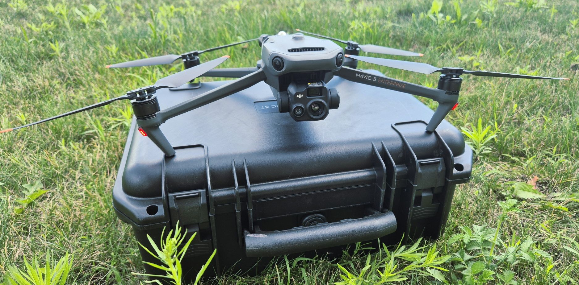 DJI Mavic 3T Fly more