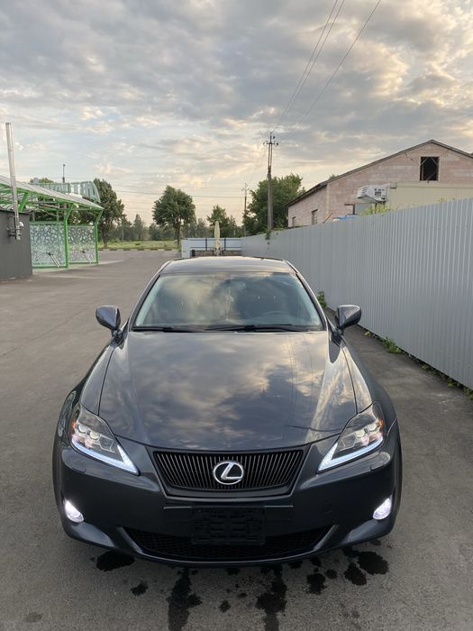 Lexus is 220d 2006