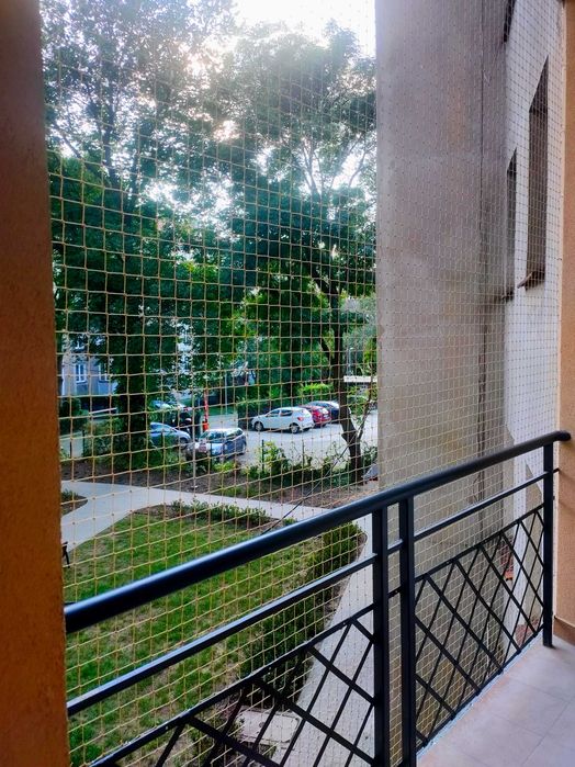 Siatka dla kota, siatka na balkon, taras, przed gołębiami, moskitiery