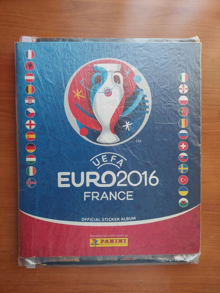 Caderneta cromos euro 2016 completa.