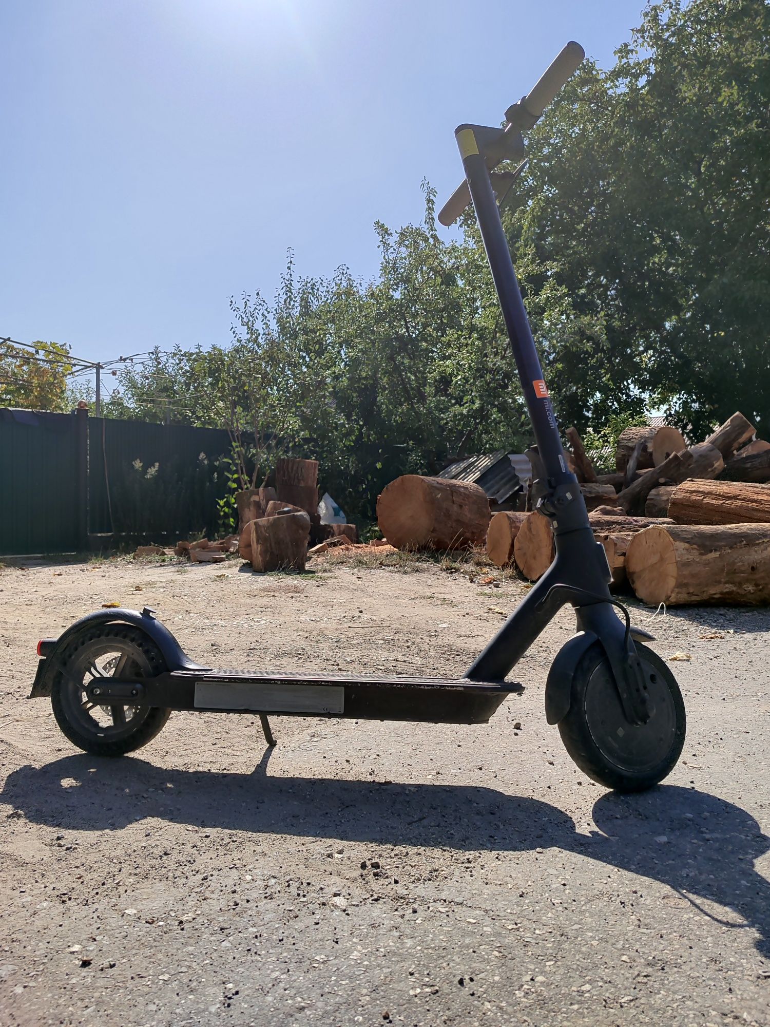 Електросамокат Xiaomi Electric Scooter 1S