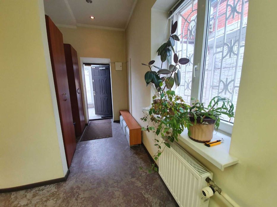 Оренда офіс + склад. Станція метро Академмістечко