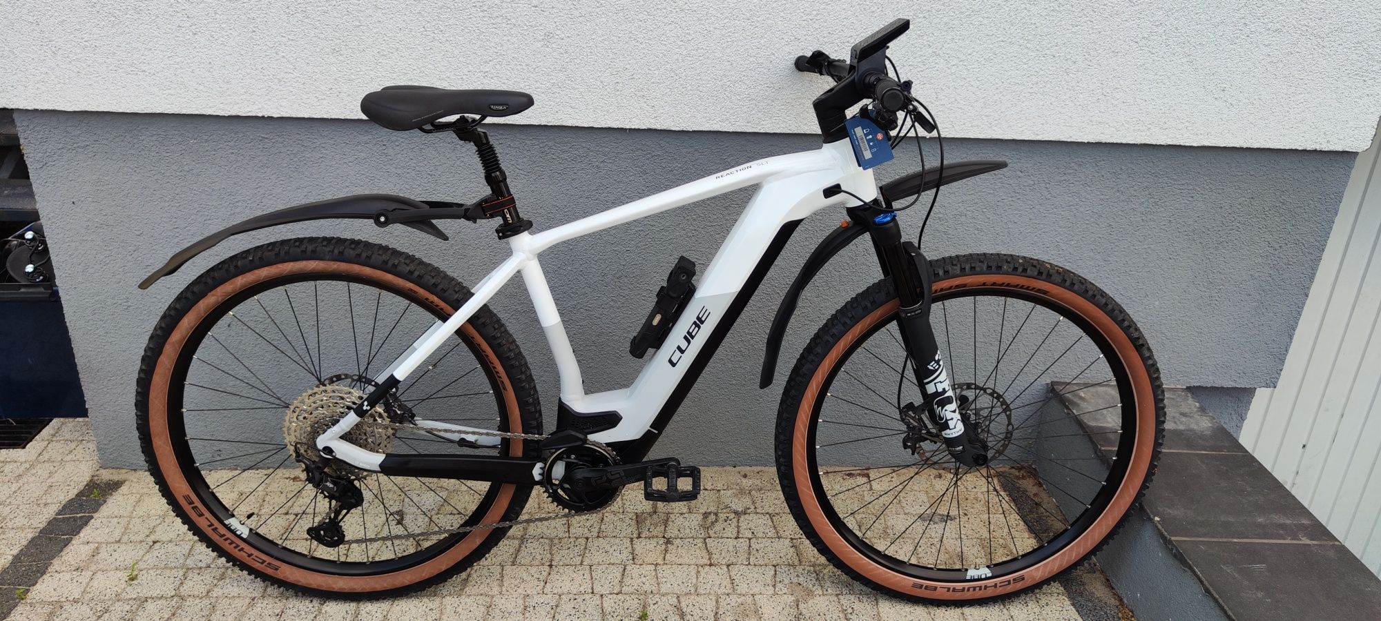 Cube reaction SLT 29" Bosch CX  625 wh