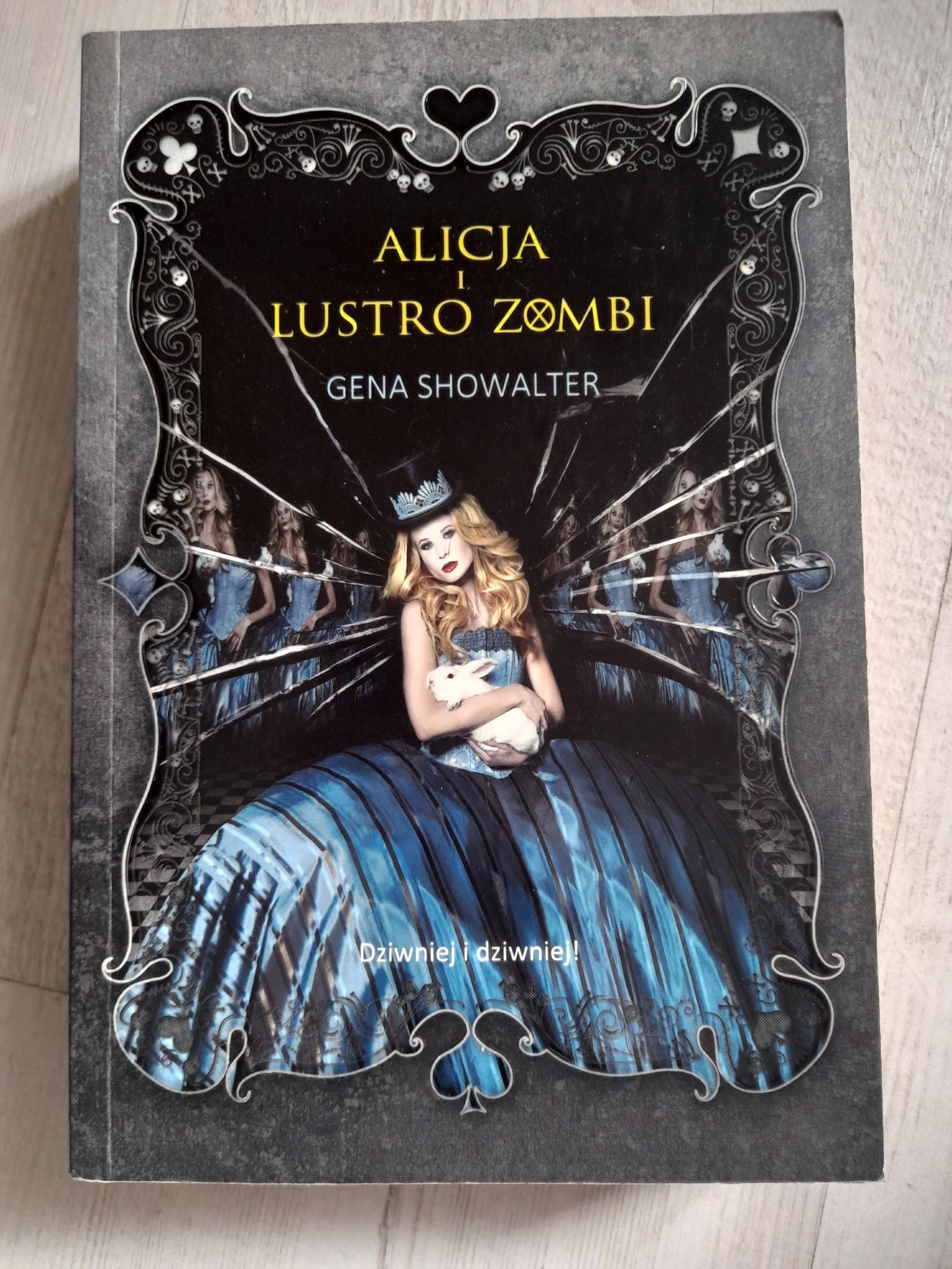 Książka Alicja i lustro zombie Gena Showalter