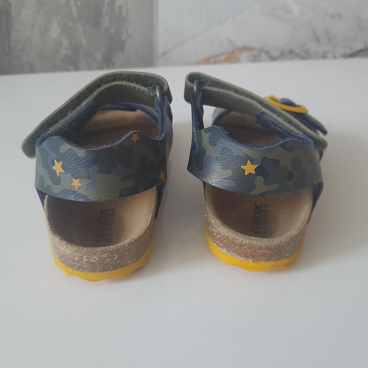 Sandalki Geox 24
