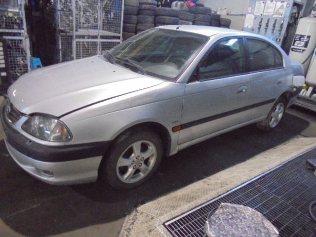 Carro MOT: 3ZZ FE TOYOTA AVENSIS 2001 1.6 VVT I 110CV 4P CINZA GASOLINA