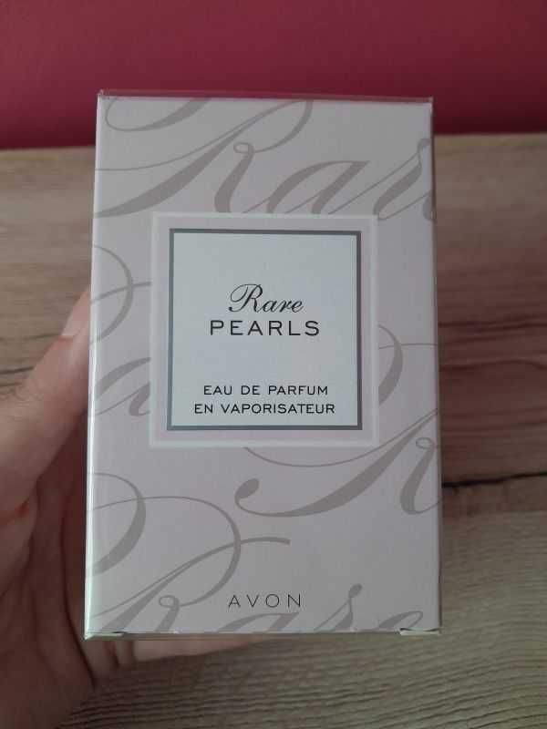 Woda perfumowana Avon Rare Pearls 50ml.