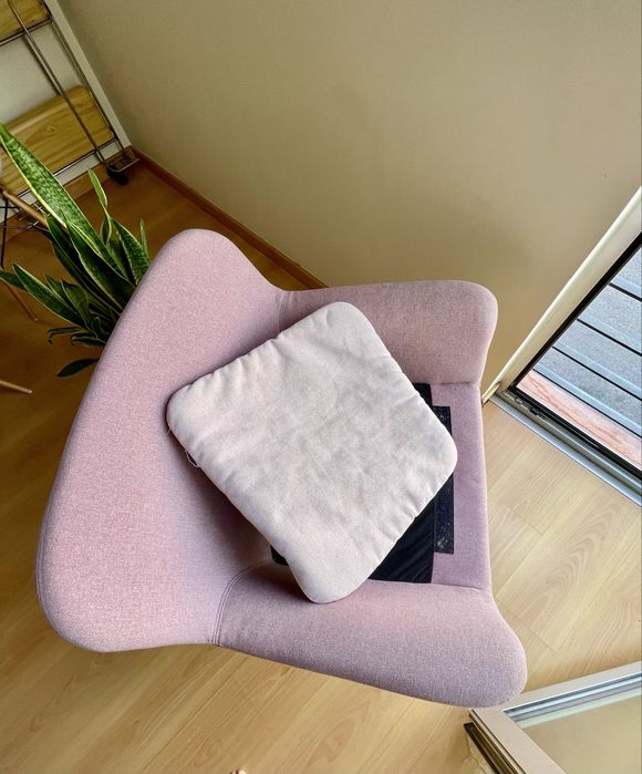 Poltrona, cadeirão - Ikea Vedbo rosa