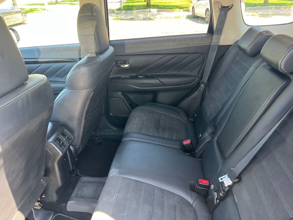 Mitsubishi Outlander 2.4 PHEV Instyle