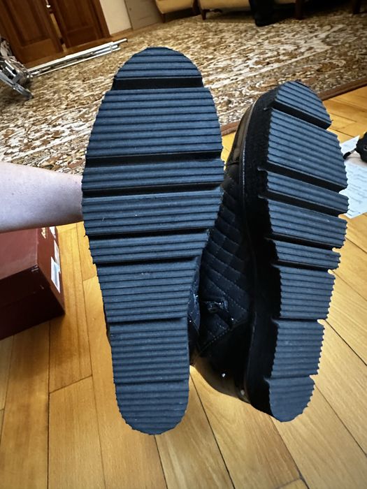 Жіночі ботіночки Essere