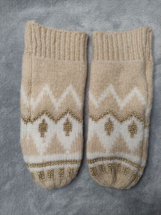 Варежки женские Primark