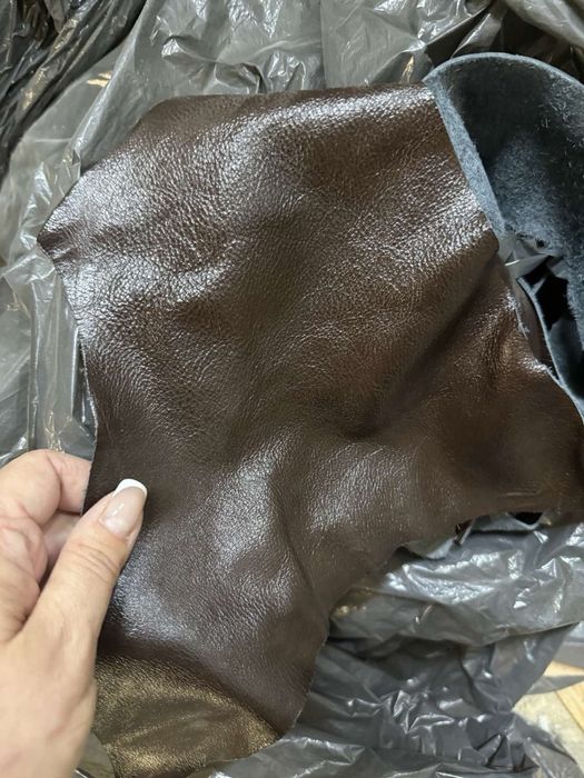 Продам обрезки кожи мебельной