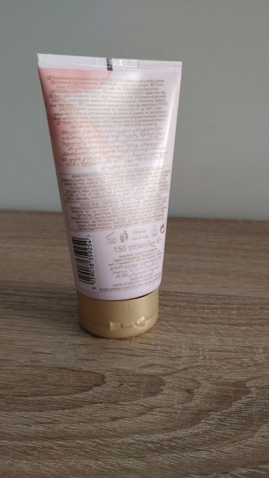 TTA Wonder shimmer body cream