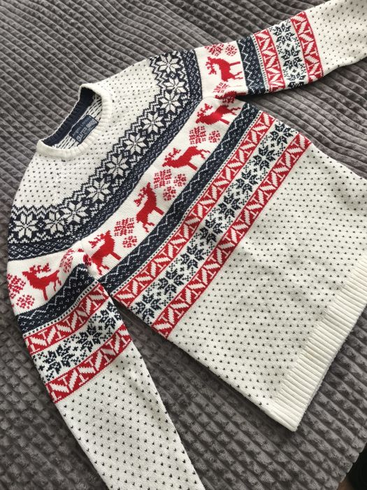 Sweter świąteczny ciepły