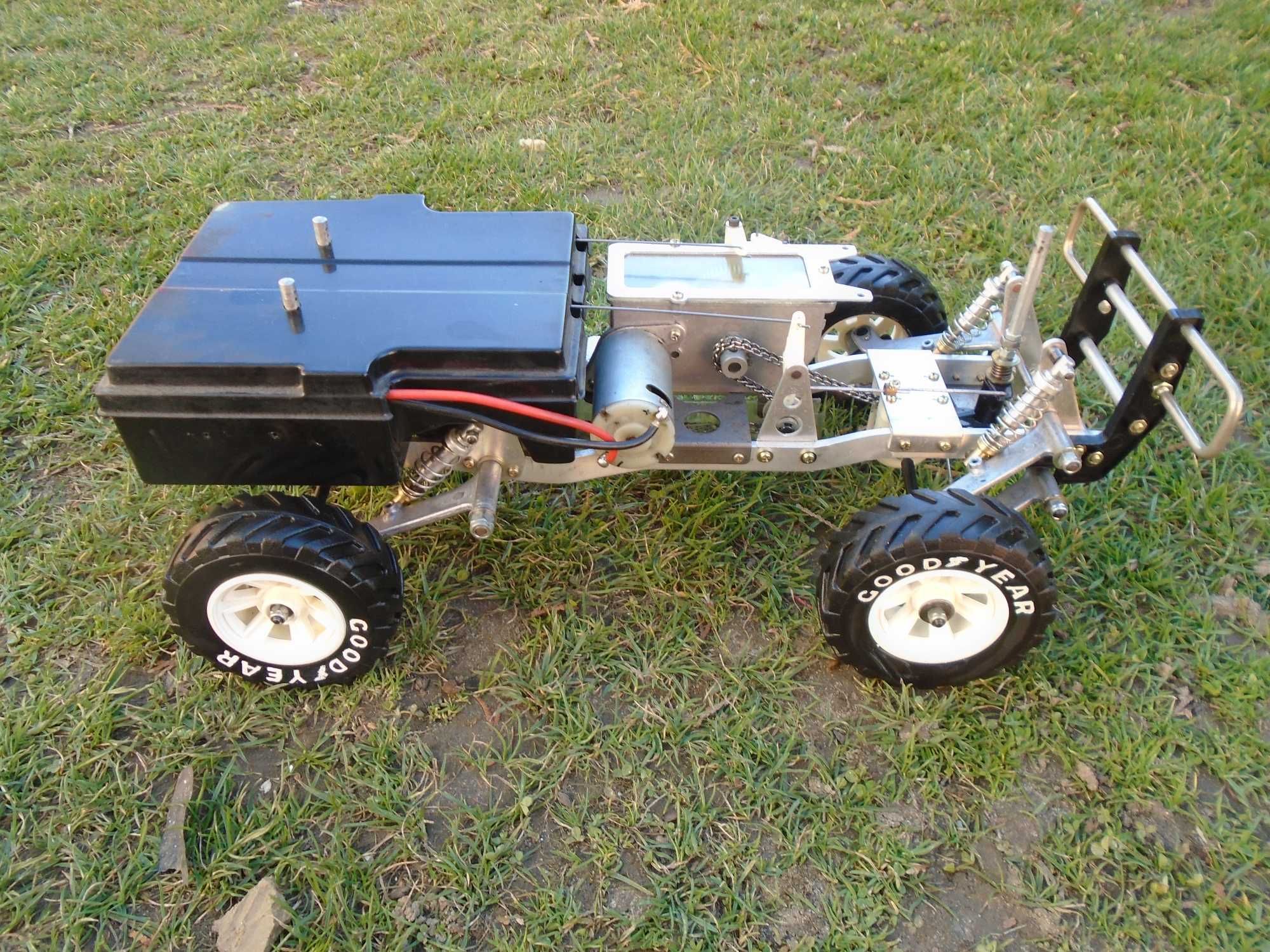 KYOSHO Chevy  Pick Up 4x4 1:10 Vintage Nitro Model RC  Trial