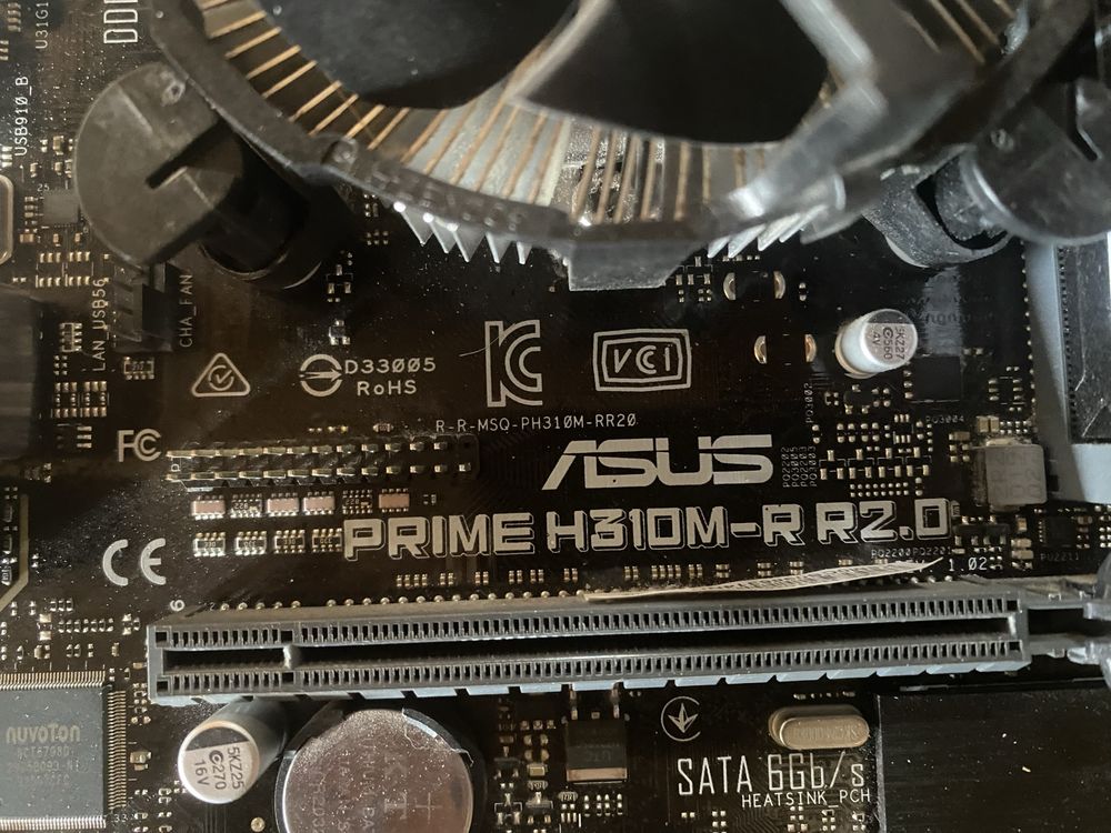 Intel i3-9100F 16gb(2х8) комплект