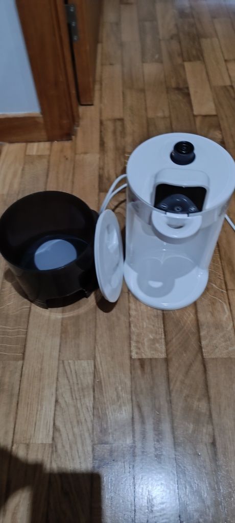Dispensador água para biberões