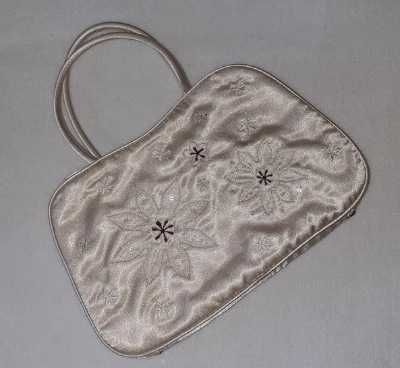 Giorgio Armani. Menard. Anya Hindmarch. Anna Grace,London. Косметички.
