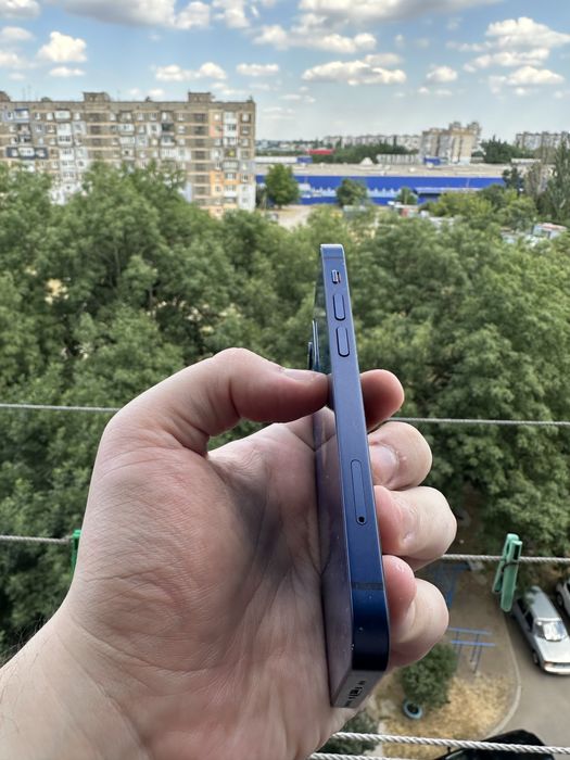 Iphone 12 mini на 128 гіг у гарному стані