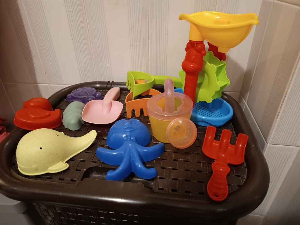 Conjunto brinquedos de areia e água (praia)
