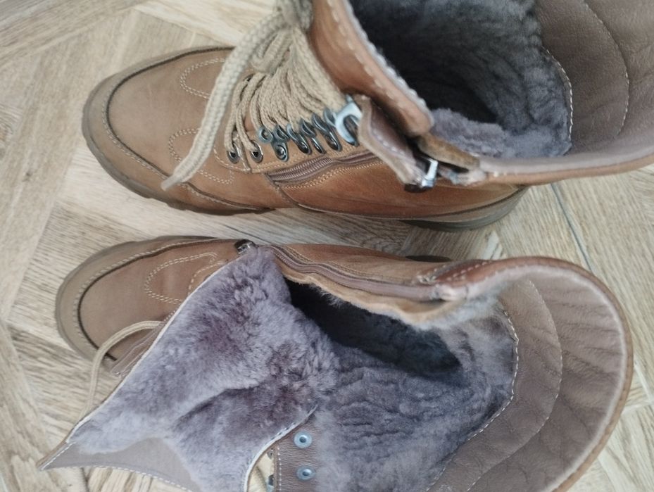 Шкіряні берці черевики