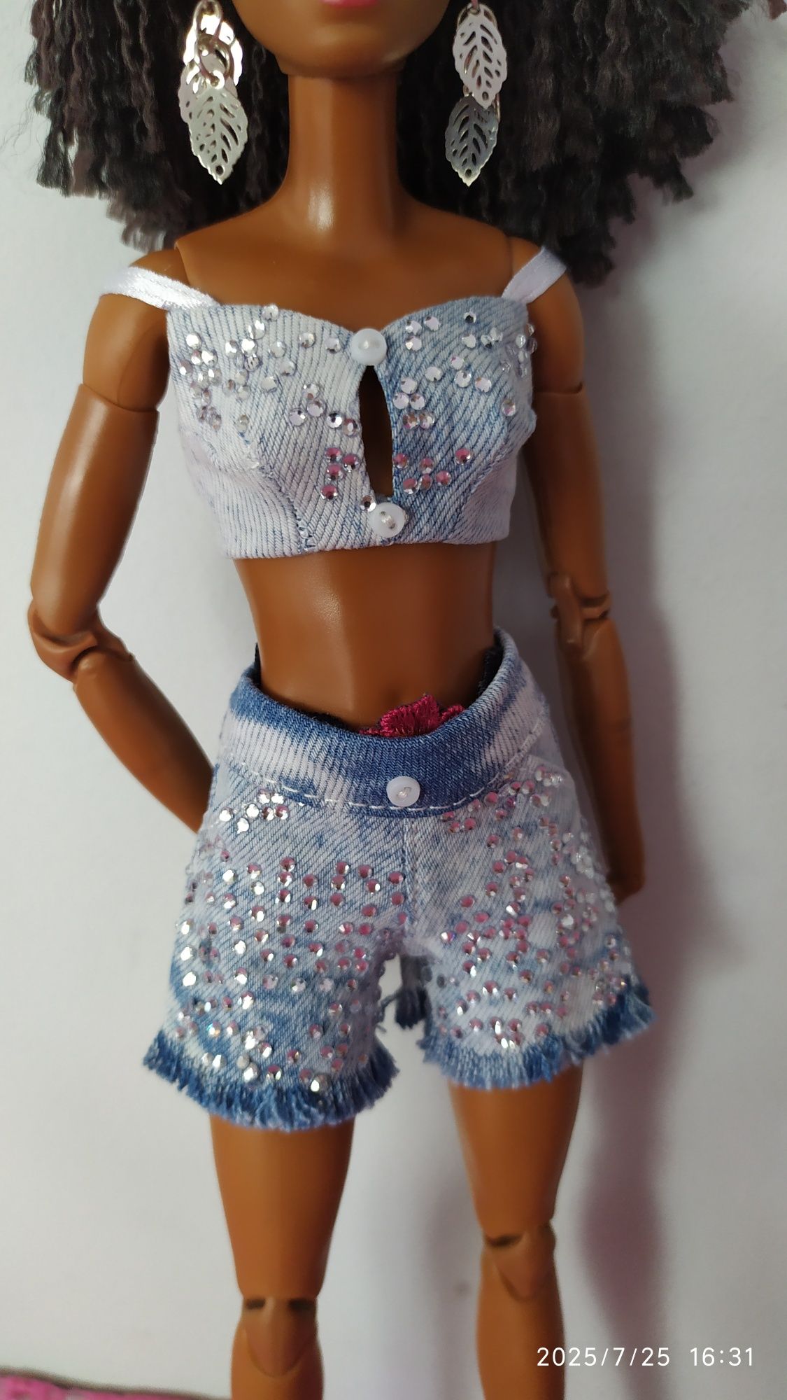 Ubrania dla lalek Barbie