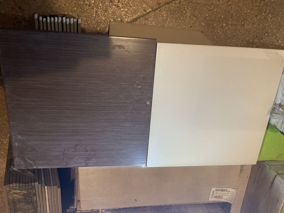 Кафель , плитка , керамограніт , кахель