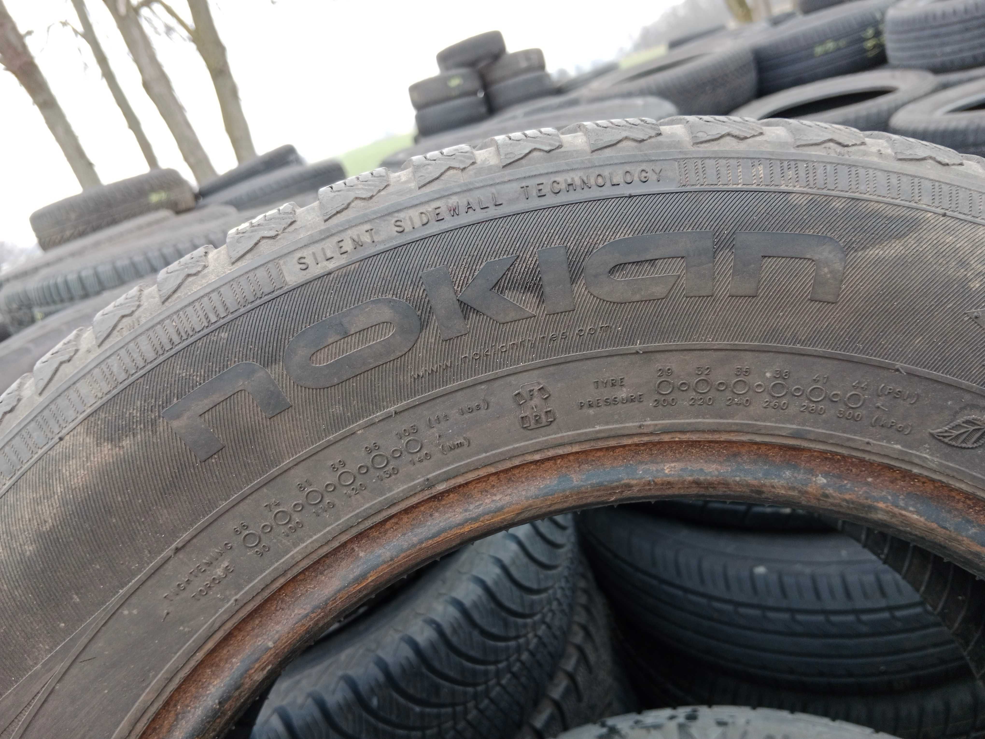 Opona używana 195/65R15 Nokian WR D4 1szt.