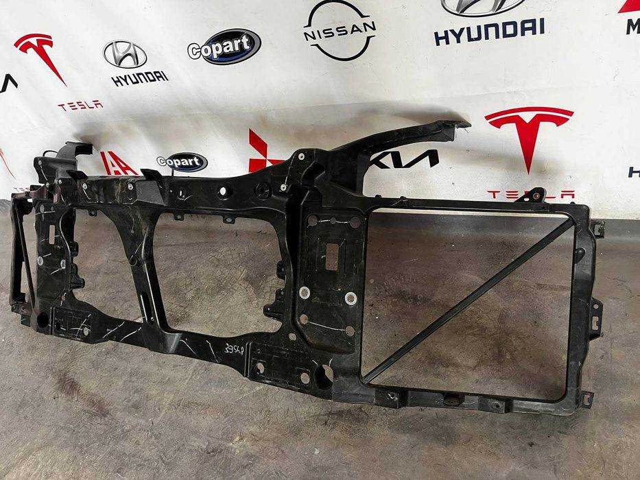 Панель радіатора передня Телевізор  Tesla Model S 1034038-00-F