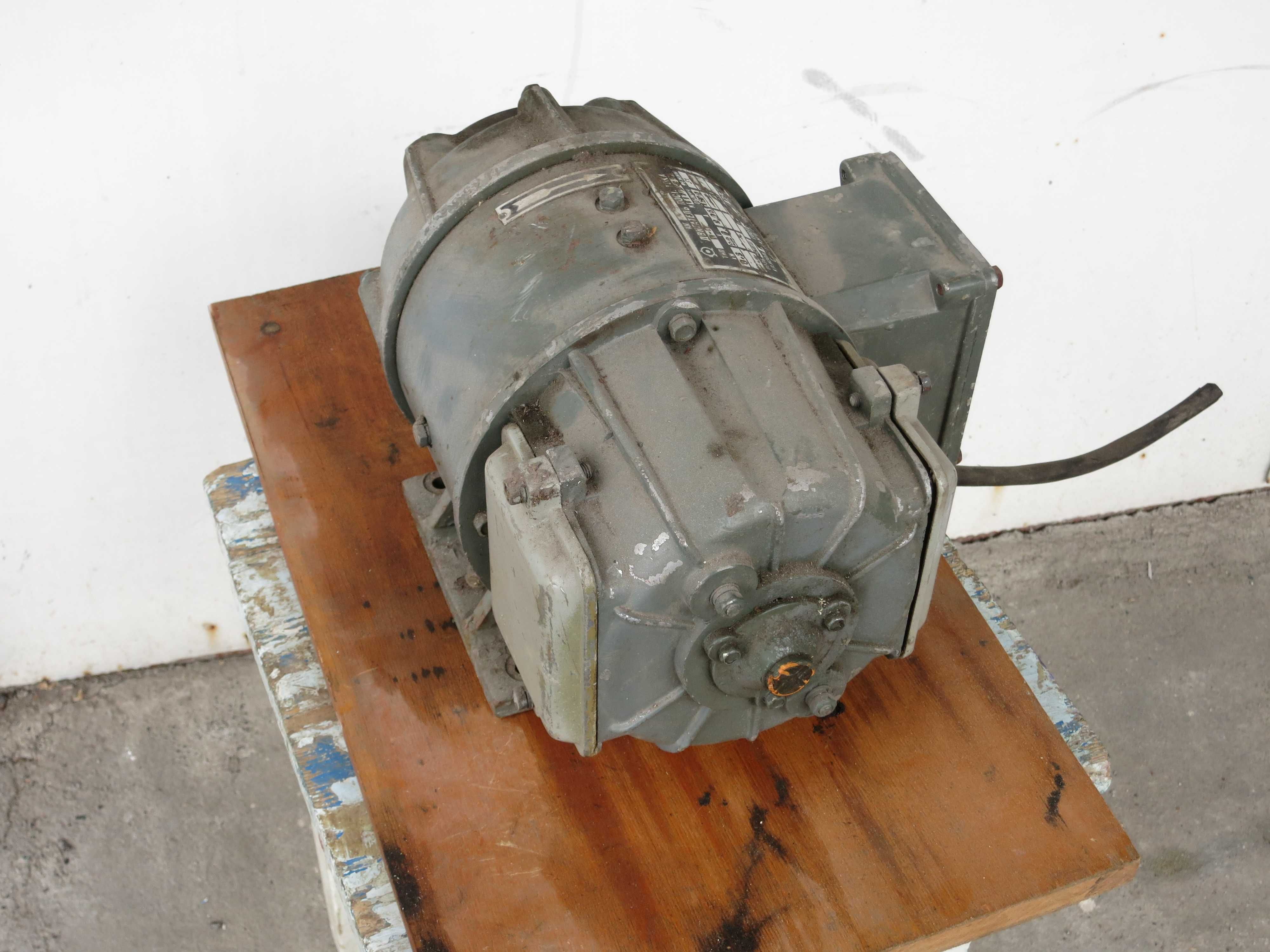 электродвигатель п-11 и  кд-25