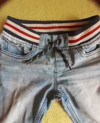 Spodnie jeansowe na gumce rozm. 116 C&A