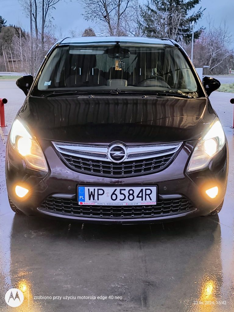 Opel Zafira C  koniec 2013r 1.6 cdti 136KM  7 osób