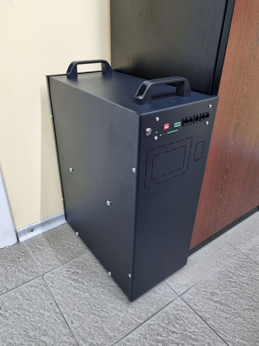 Автономное электроснабжение Инвертор Батарея