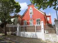 Estefânea / Sintra. Arrendamento T3 no centro Sintra, com jardim.