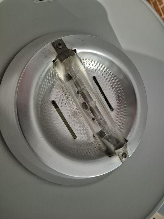 Lampa stojąca pokojowa