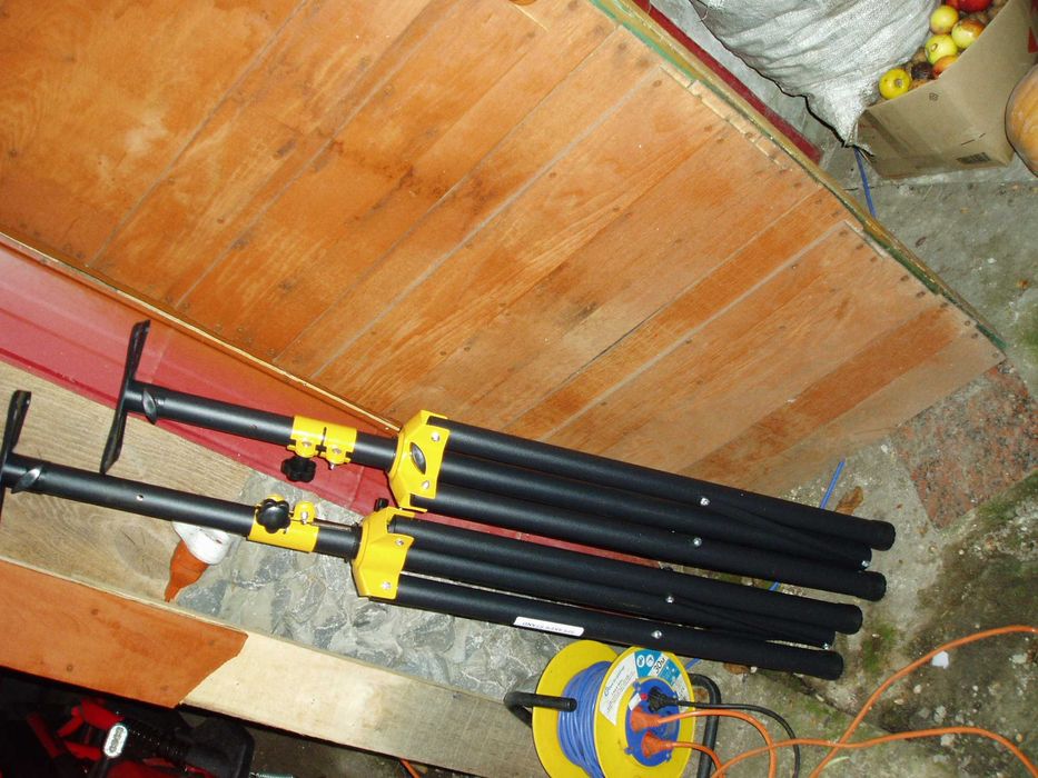 продам стойки для колонок