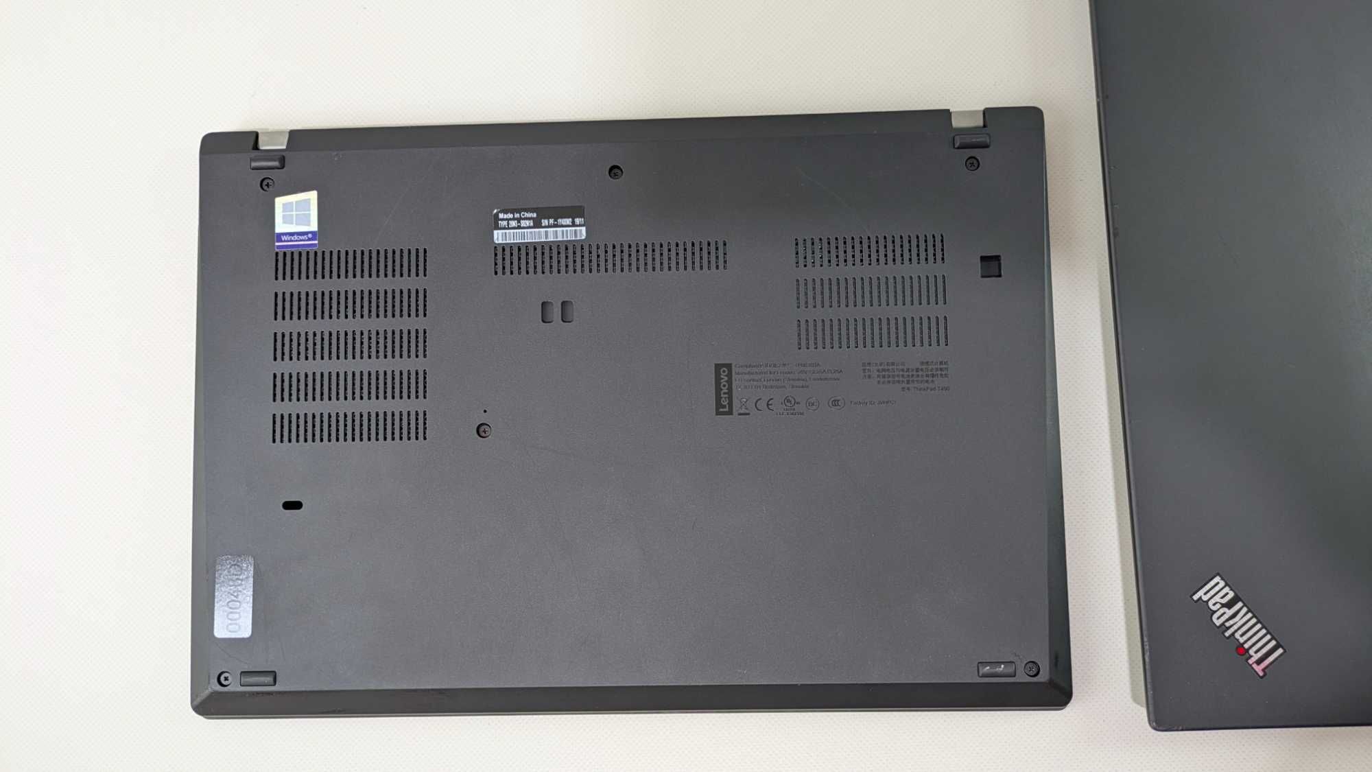 Ноутбук Lenovo ThinkPad T490 i5-8365U / 14 IPS  FHD / 8 gb / 256 gb