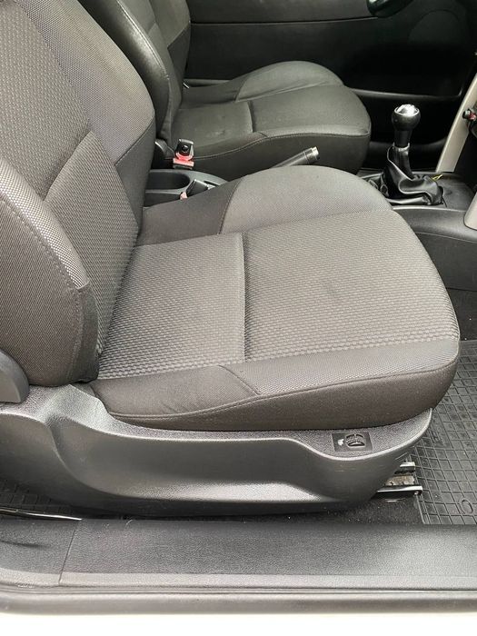 Продам авто Peugeot 207