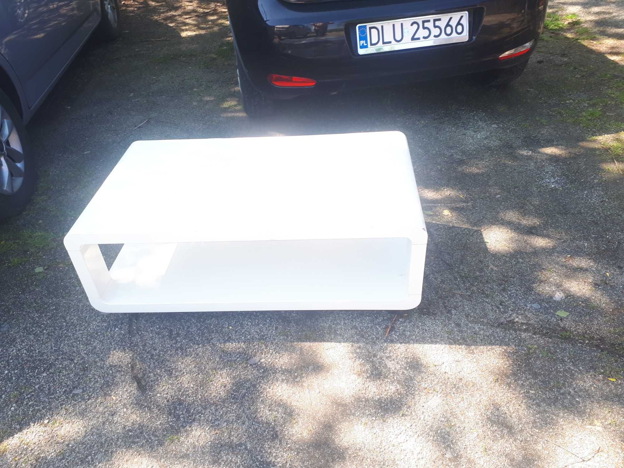 Fajna ława na kólkach nowoczesny design biala