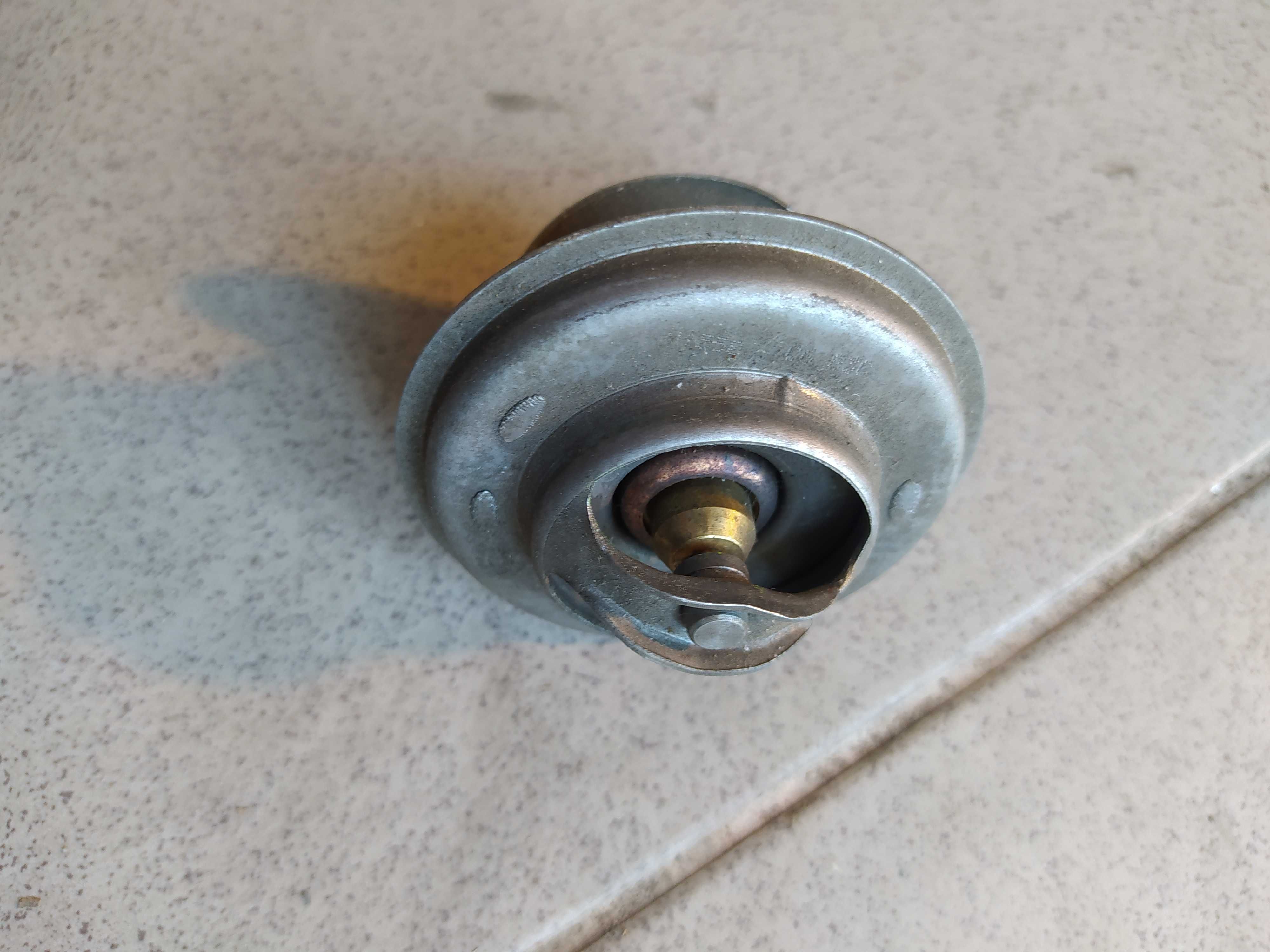 Liaz termostat francuski 82 stopnie