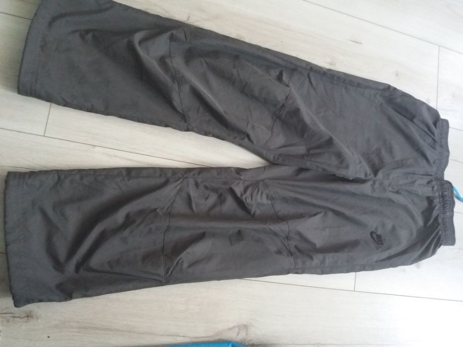 Dres Nike r.128-140 super
