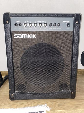 samick ba25, басовий комбопідсилювач