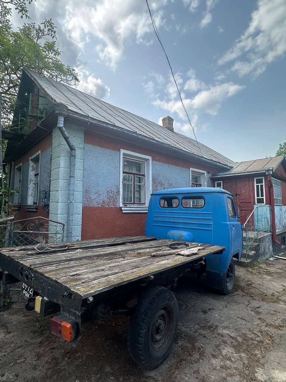 Продам будинок з ділянкою 25 сотих