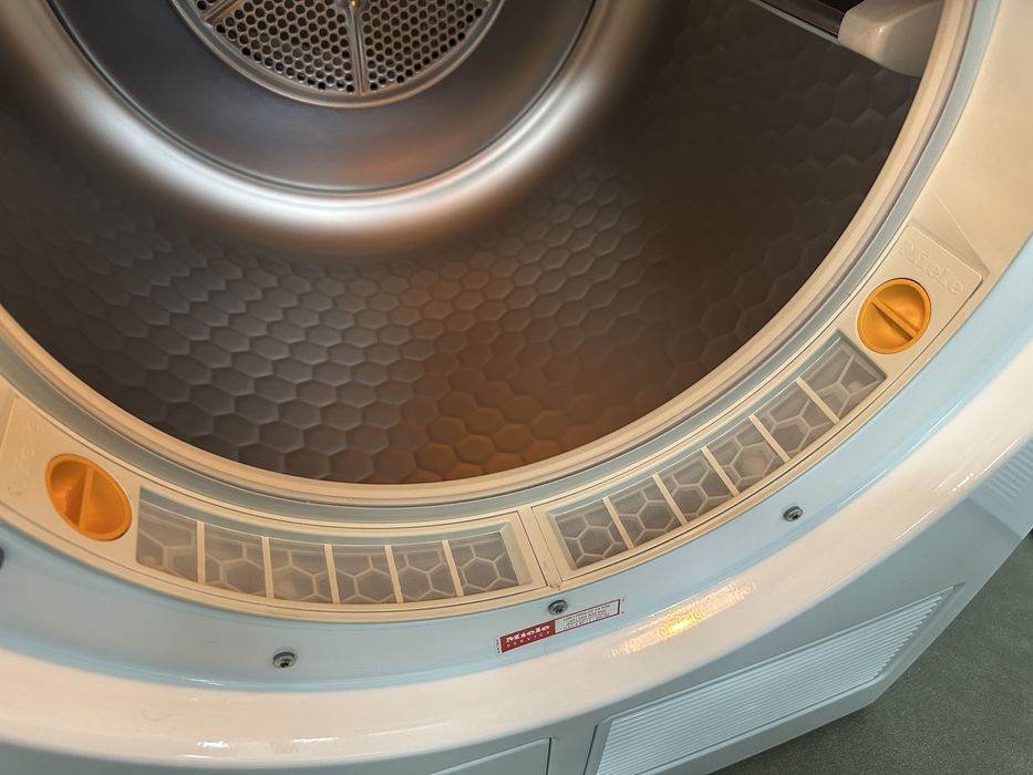 Сушильна машина Miele T 7950  WP тепловий насос сушка миле