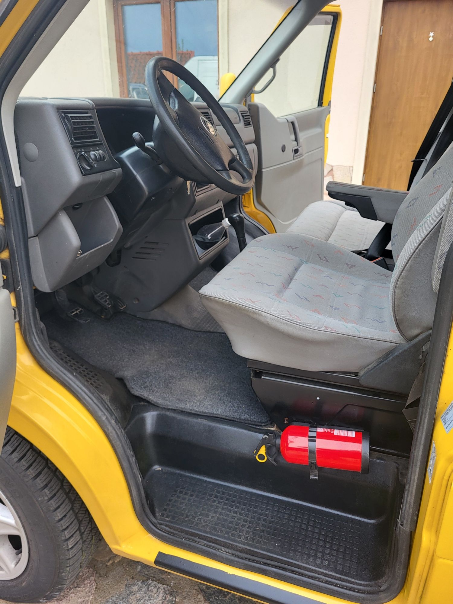 Vw t4 caravella 2002 2.5tdi 102km salon Polska 2 właściciel