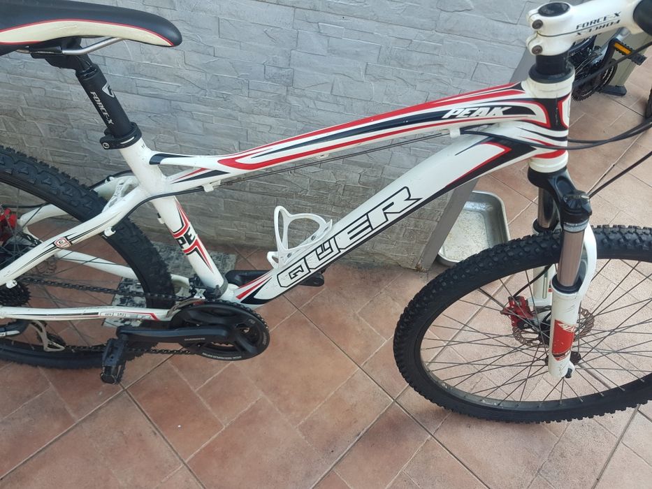 Bicicleta roda 26 quadro M com travão de disco á frente e atrás impecá
