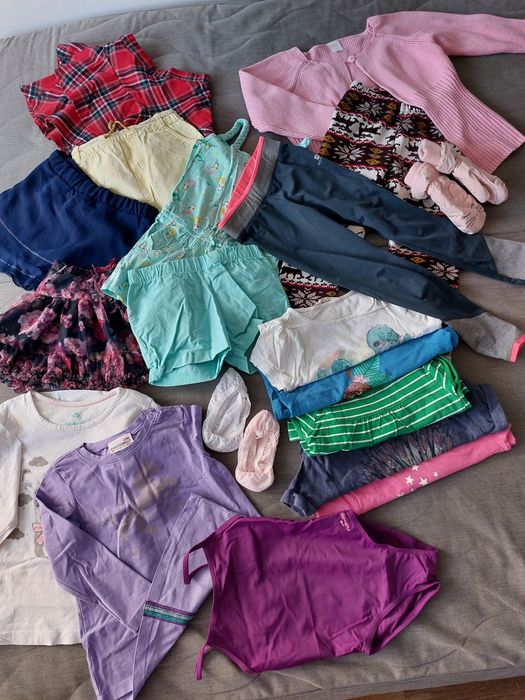 20 sztuk ubrań w rozmiarze 98