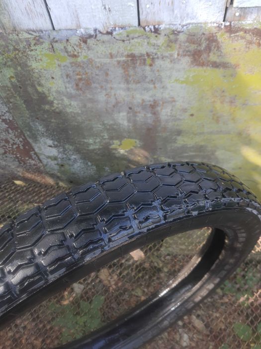 Мото Скат Резина Покрышка для мотоцикла  СССР 3 18 в гарному стані