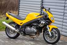 Triumph Sprint RS 955i