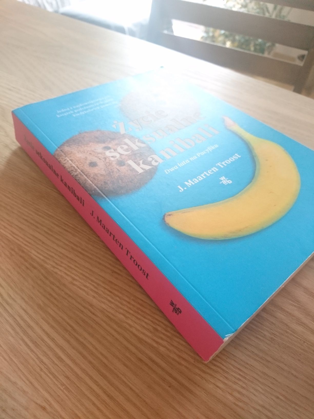 Życie seksualne kanibali, J. Maarten Troost